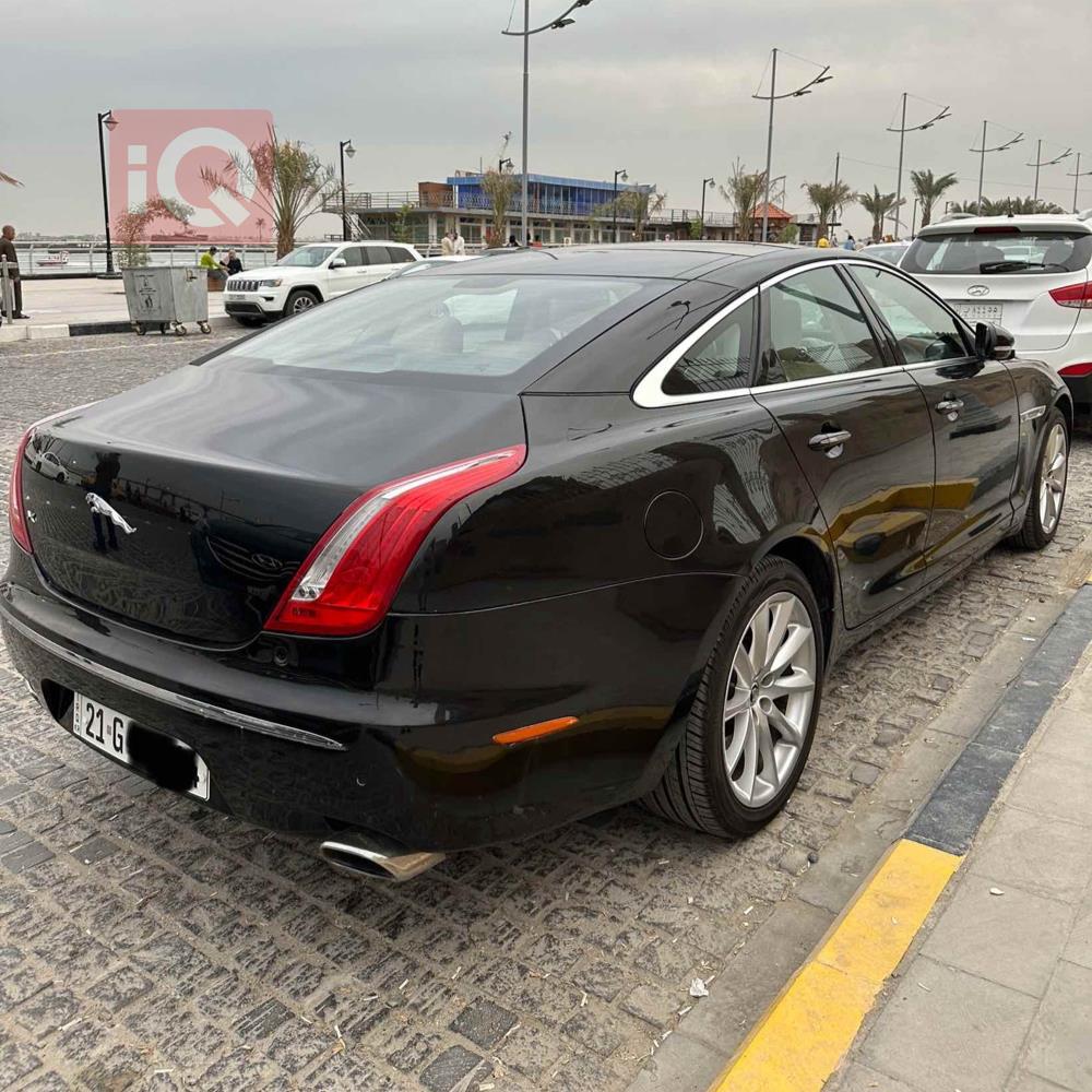 جاگوار XJ